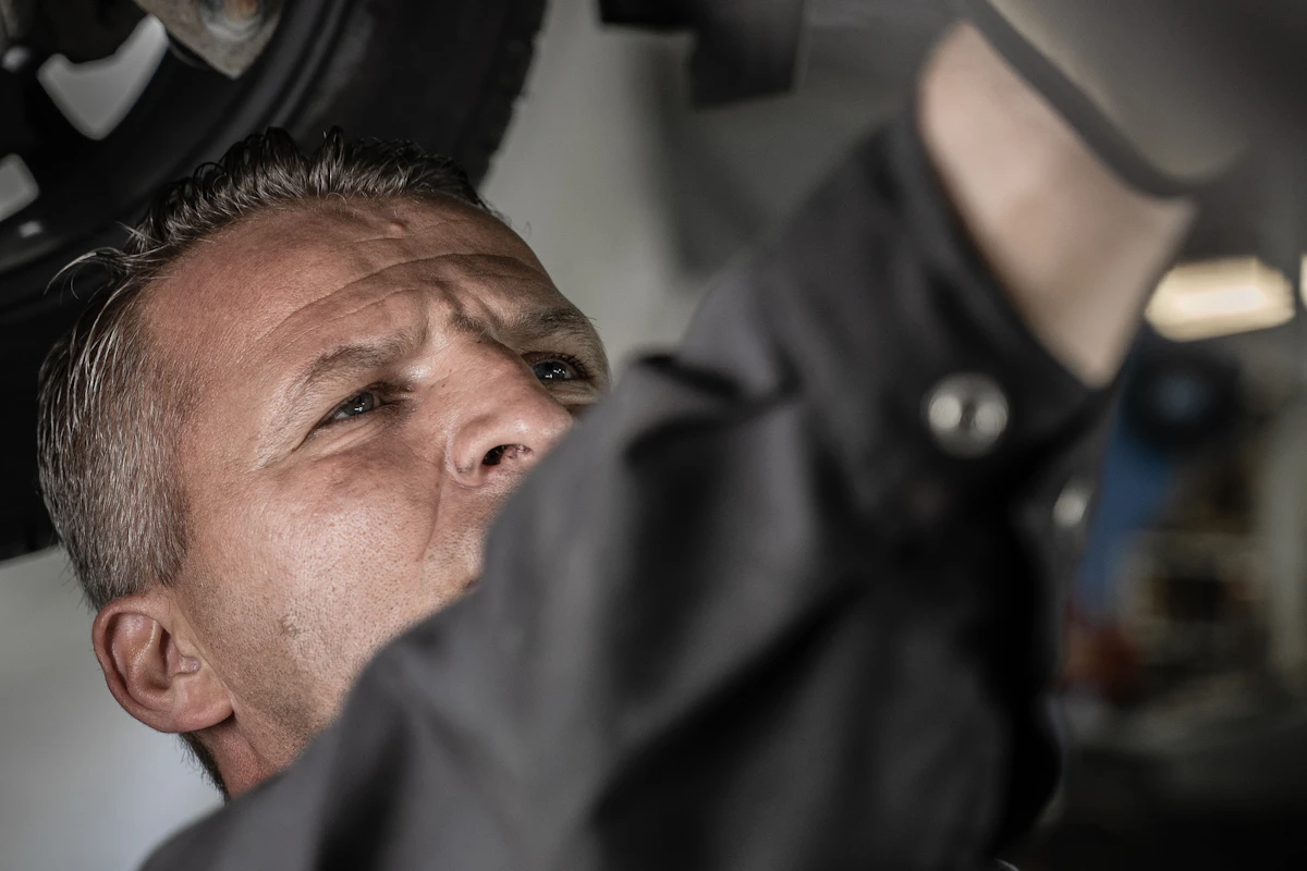 Maintenance & Service